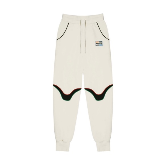 Brand new stylish sweater suit - Picture 7 of 7